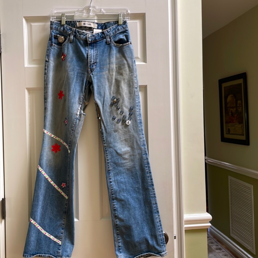 Gap Flare Stretch Jeans decorated with buttons and patches! Great old jeans.